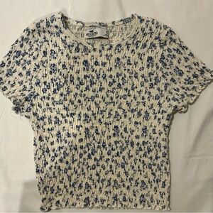 Hollister short sleeve floral touched top size S